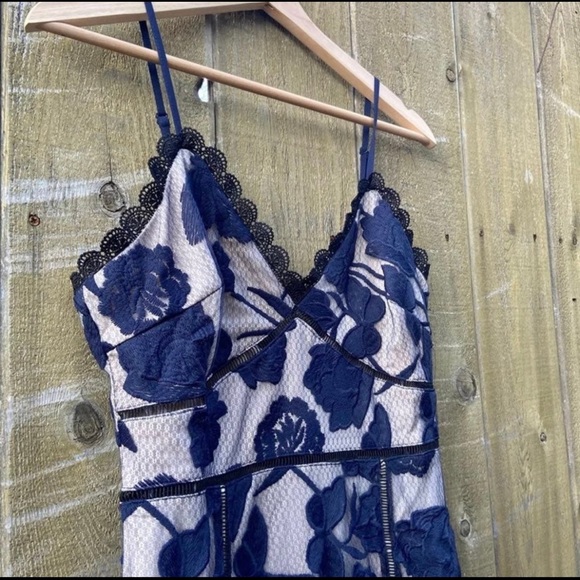 Navy Blue Floral Mesh Lace Bustier Trumpet Midi Dress ๐ฟ - Picture 5 of 11